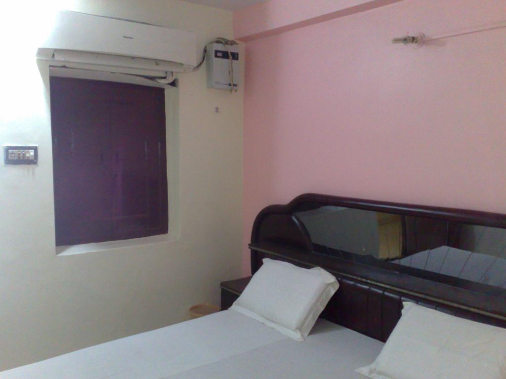 Grg Shanti Guest House Varanasi Near Manikarnika Ghat Eksteriør billede