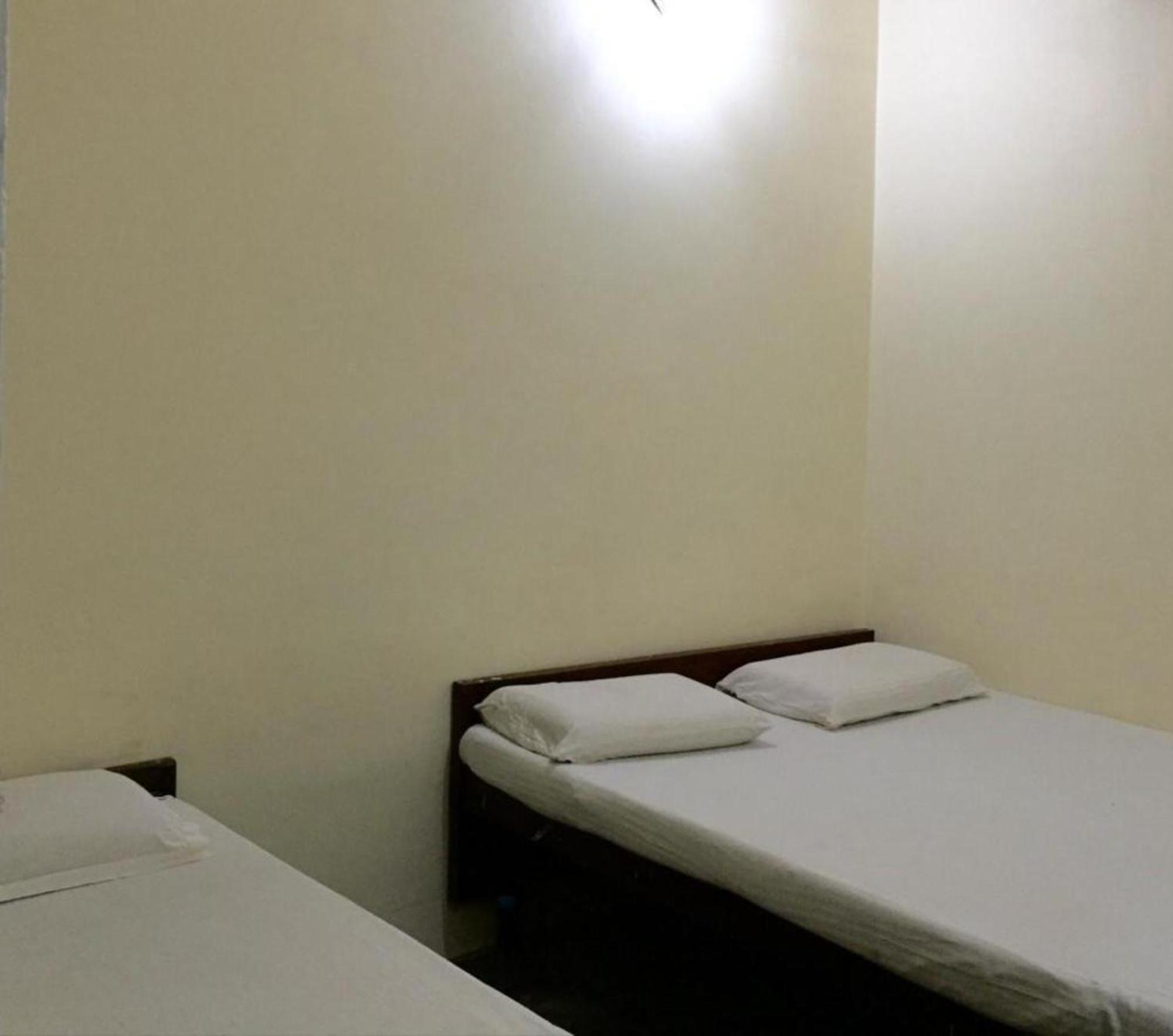 Grg Shanti Guest House Varanasi Near Manikarnika Ghat Eksteriør billede