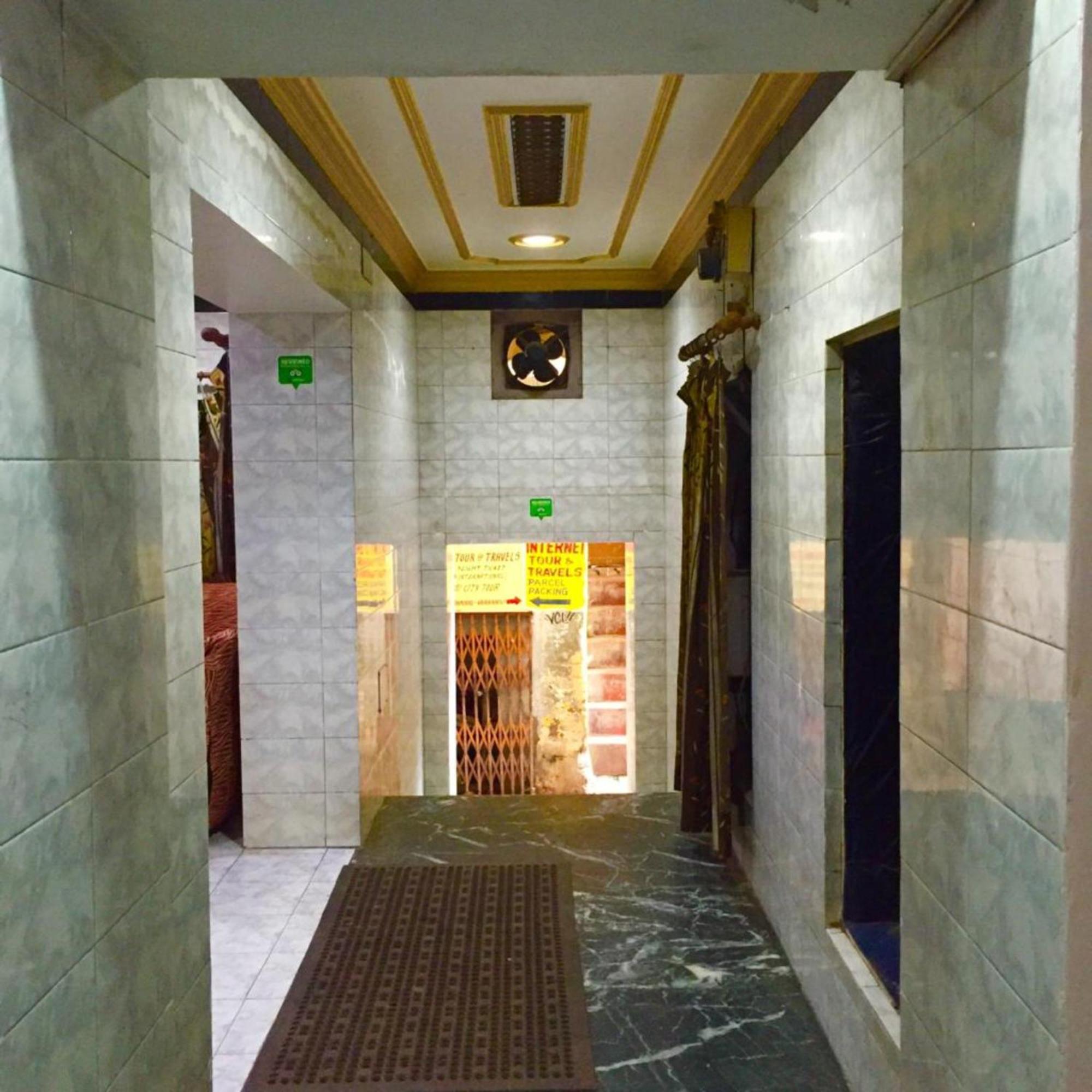 Grg Shanti Guest House Varanasi Near Manikarnika Ghat Eksteriør billede