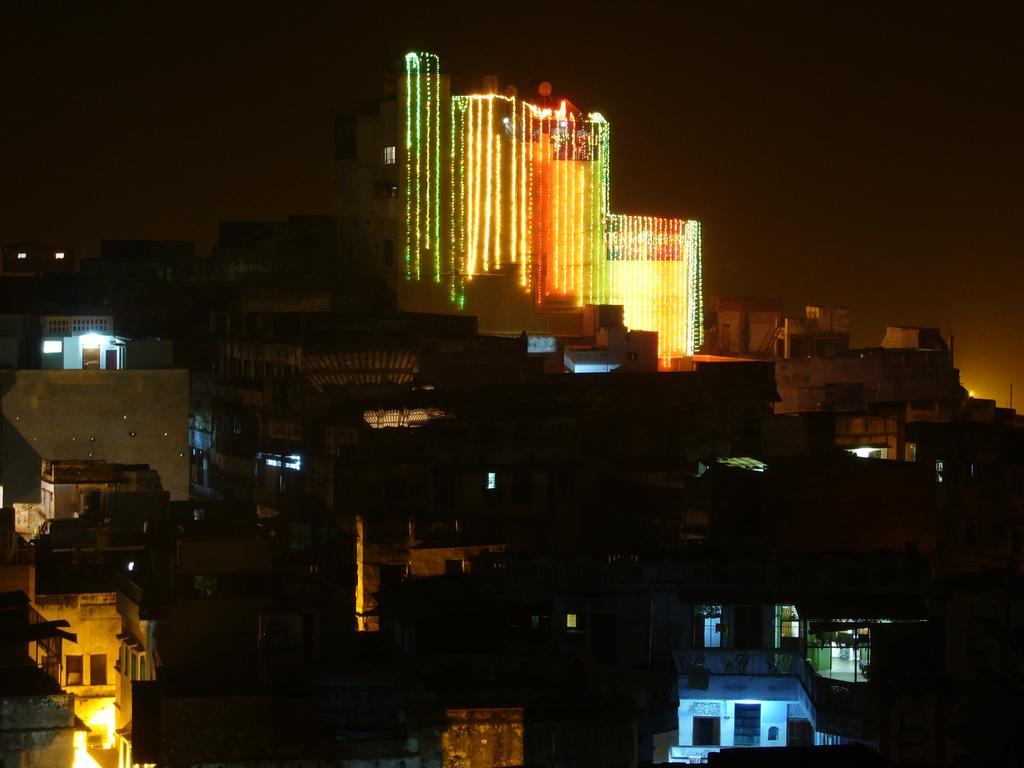 Grg Shanti Guest House Varanasi Near Manikarnika Ghat Eksteriør billede