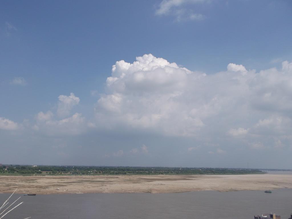 Grg Shanti Guest House Varanasi Near Manikarnika Ghat Eksteriør billede
