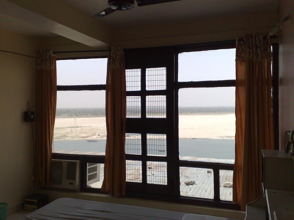 Grg Shanti Guest House Varanasi Near Manikarnika Ghat Værelse billede