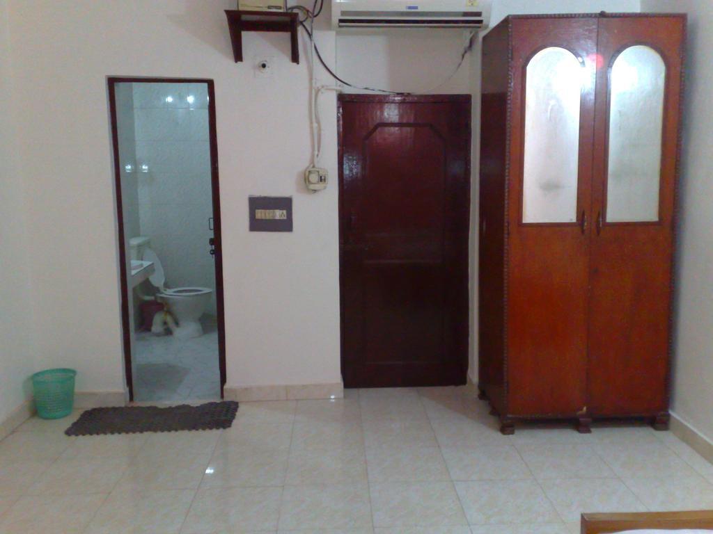 Grg Shanti Guest House Varanasi Near Manikarnika Ghat Værelse billede