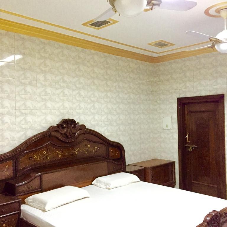 Grg Shanti Guest House Varanasi Near Manikarnika Ghat Eksteriør billede