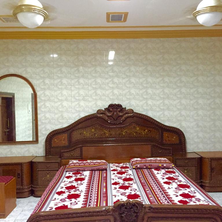Grg Shanti Guest House Varanasi Near Manikarnika Ghat Eksteriør billede
